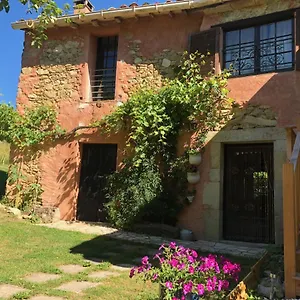 hameau-de-montcabirol-foix.midi-pyreneeshotels.com/