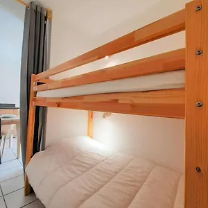 appartement-saint-lary-soulan-2-pieces-6-personnes-fr-1.midi-pyreneeshotels.com/